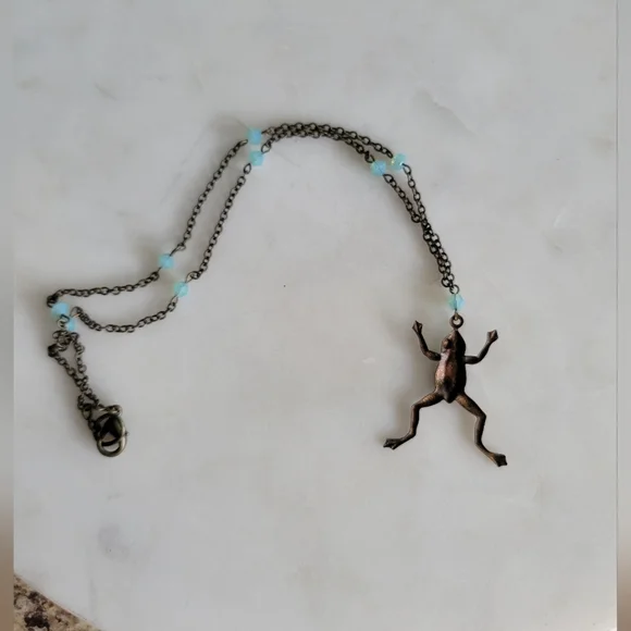 Handmade Frog Necklace 15" - Picture 2 of 3